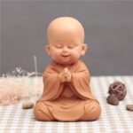 Little-Monk-Sculpture-Ornaments-Chinese-Style-Resin-Hand-carved-Small-Buddha-Statue-Crafts-Home-Decoration-Accessories-Gifts