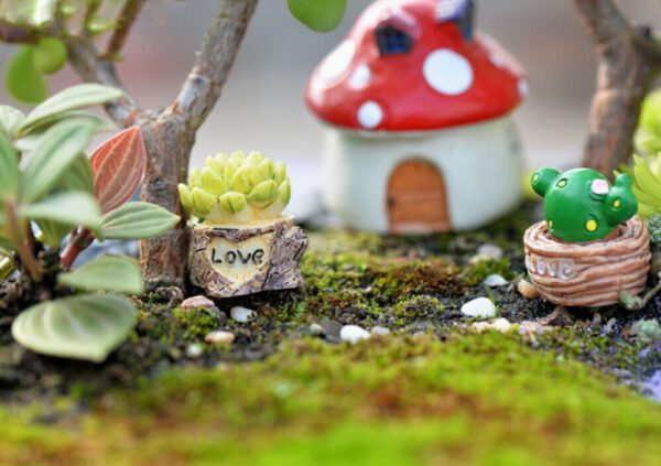 1pc Lifelike Miniature Artificial Fleshy Cactus Plant Figurine Decoration DIY Fairy Garden Micro Landscape Potted Decor Dropship