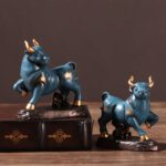 Innnovative-Cow-Resin-Crafts-Micro-Statue-Figurines-Housewarming-Office-Home-Desktop-Decorations