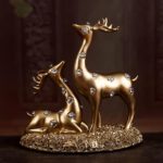 Modern Elk Resin Figurine Sculpture Handmade Craft Home Office Table Ornament Exquisite workmanship canbe a classical furnishing