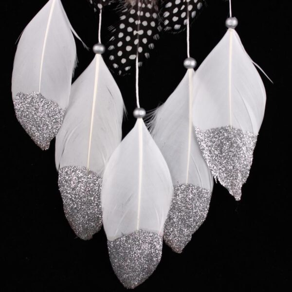 White Dream Catcher Wall Car Hanging Decoration Silver Feather Core Bead Wind Chimes Hanging Decorations Handmade Dreamcatcher