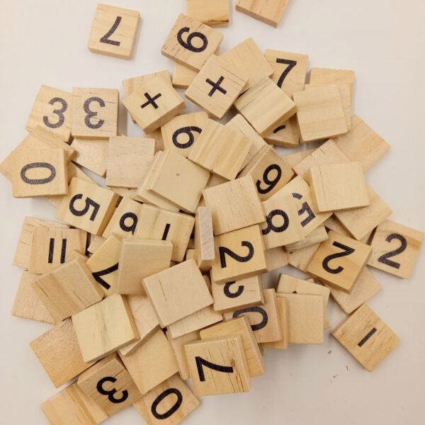 100Pcs/set English Words Wooden Letters Alphabet Tiles Black Scrabble Letters & Numbers For Crafts Woods