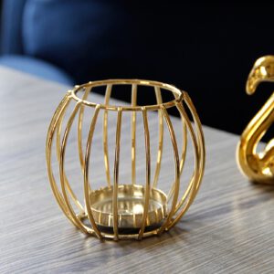 Golden Metal Candle Holder Christmas Decoration Candle Holder Luxury Metal Candlestick Christmas Dining Table Ornaments